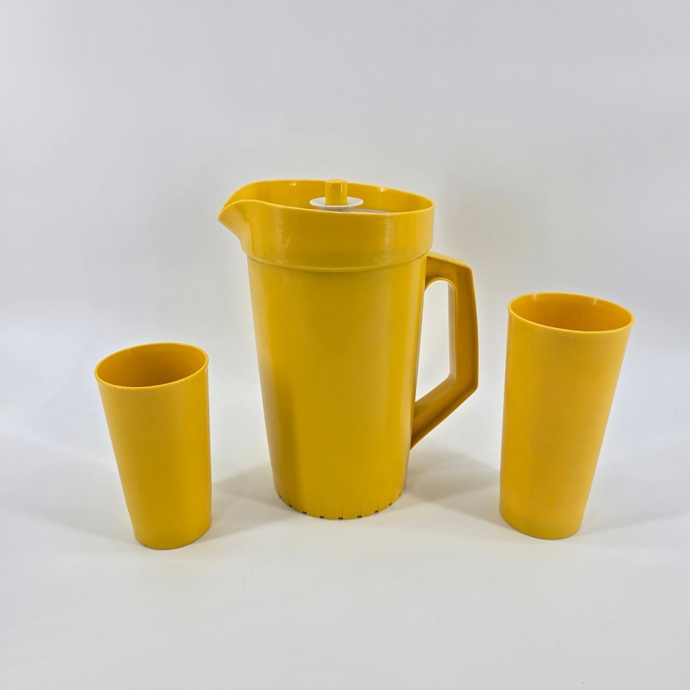 Vintage Tupperware 2 qt. Pitcher and Tumblers Set Harvest Yellow 3pc Set